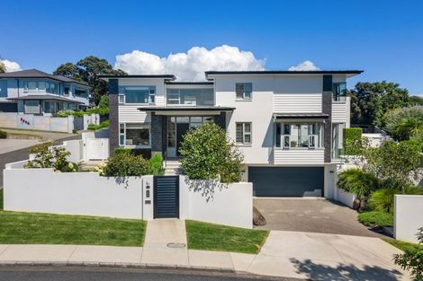 Photo of property in 6d Burford Place, Mellons Bay, Auckland, 2014