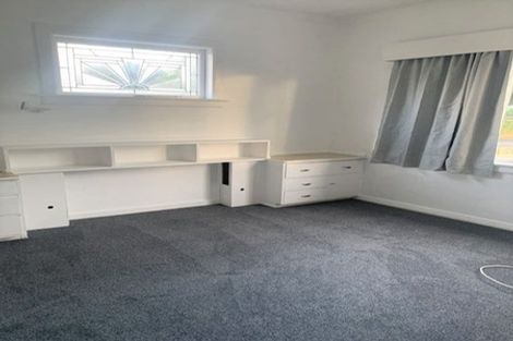 Photo of property in 2/4 Rodney Street, Waiwhetu, Lower Hutt, 5010