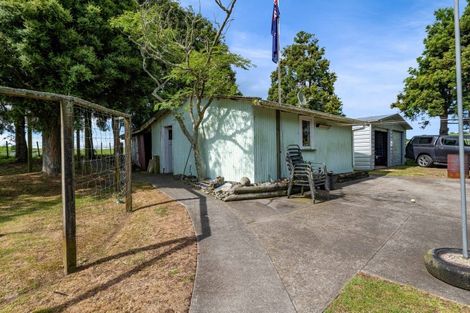 Photo of property in 19 Standish Road, Toko, Stratford, 4392