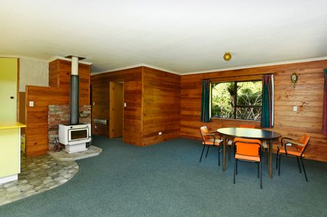 Photo of property in 23-25 Nikau Heights, Little Wanganui, Karamea, 7893