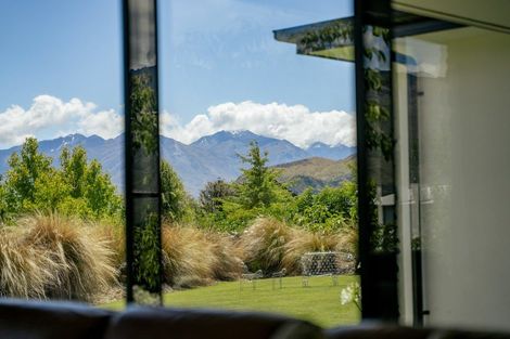 Photo of property in 5 Clearview Street, Wanaka, 9305