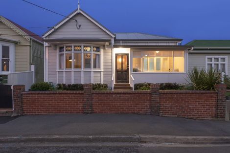 Photo of property in 13 Porritt Avenue, Mount Victoria, Wellington, 6011