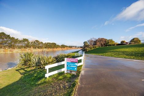 Photo of property in 7 Dittmer Drive, Awapuni, Palmerston North, 4412