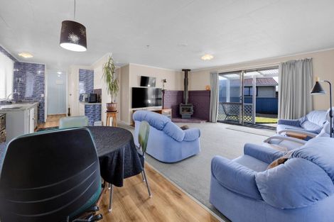 Photo of property in 77 Patu-kukupa Street, Manaia, 4612