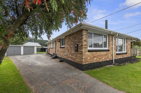 Photo of property in 4 John Road, Fairy Springs, Rotorua, 3015
