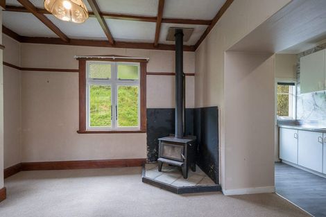 Photo of property in 72 Emano Street, Toi Toi, Nelson, 7010