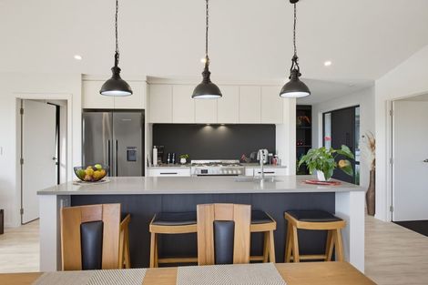 Photo of property in 3 Awatea Drive, Whitianga, 3510