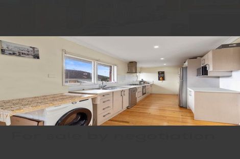 Photo of property in 15 Queen Street, Papakura, 2110
