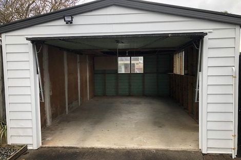 Photo of property in 16 Dixon Road, Fitzroy, Hamilton, 3206