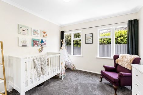 Photo of property in 310 Fergusson Drive, Heretaunga, Upper Hutt, 5018