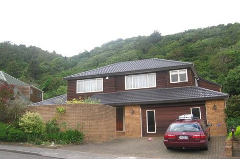 Photo of property in 58 Amapur Drive, Khandallah, Wellington, 6035