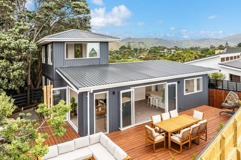 Photo of property in 67 Renown Road, Raumati South, Paraparaumu, 5032