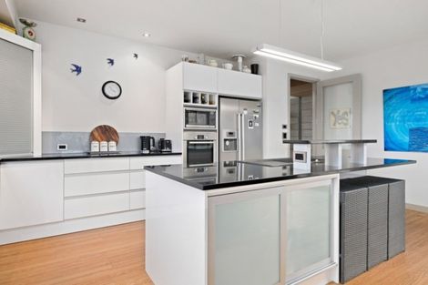 Photo of property in 293 Riverbank Road, Wanaka, 9382