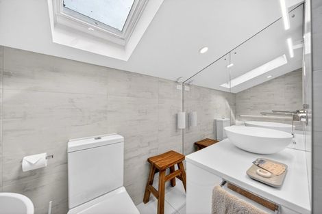 Photo of property in 103 Southdown Drive, Martinborough, 5781