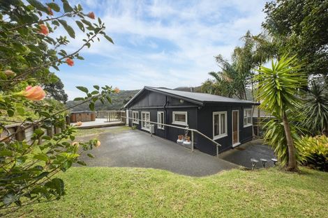 Photo of property in 7 Beach Valley Road, Piha, New Lynn, 0772