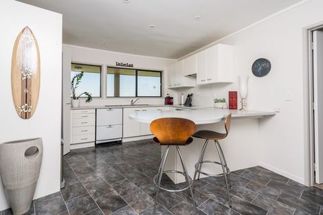 Photo of property in 696 Taiharuru Road, Taiharuru, Onerahi, 0192