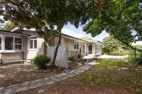 Photo of property in 11 Kingsgate Place, Burnside, Christchurch, 8053