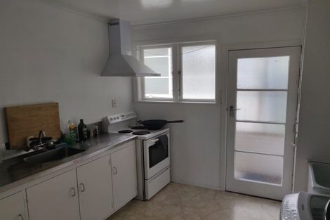 Photo of property in 105 Te Atatu Road, Te Atatu South, Auckland, 0610