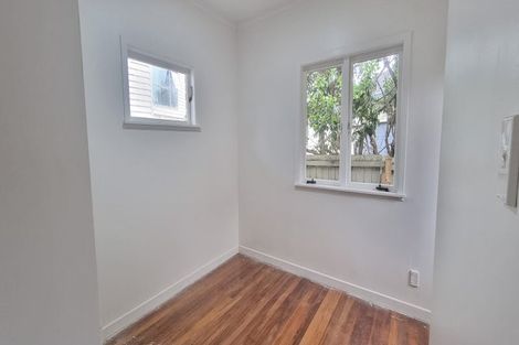 Photo of property in 4 Melrose Road East, Hillsborough, Auckland, 1042