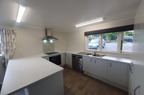 Photo of property in 32 Lake Crescent, Hamilton Lake, Hamilton, 3204