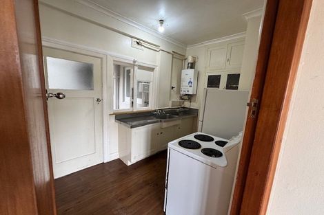 Photo of property in Elms Court Flats, 5/367 The Terrace, Te Aro, Wellington, 6011