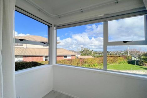 Photo of property in 42 Monarch Avenue, Hillcrest, Auckland, 0627