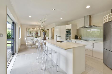 Photo of property in 80 Lothian Brae, Wattle Downs, Auckland, 2103