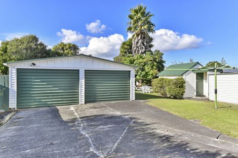 Photo of property in 21 Hill Crescent, Papakura, 2110