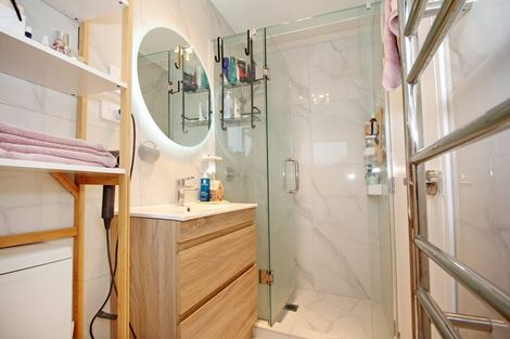 Photo of property in 32e Albrecht Avenue, Mount Roskill, Auckland, 1041