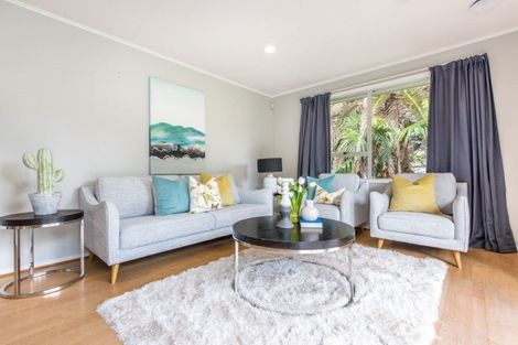Photo of property in 1 Regatta Road, Torbay, Auckland, 0630