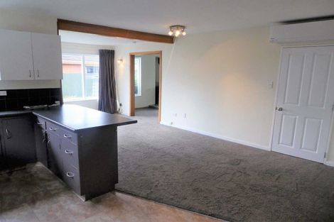 Photo of property in 11 Valerie Place, Redwood, Christchurch, 8051