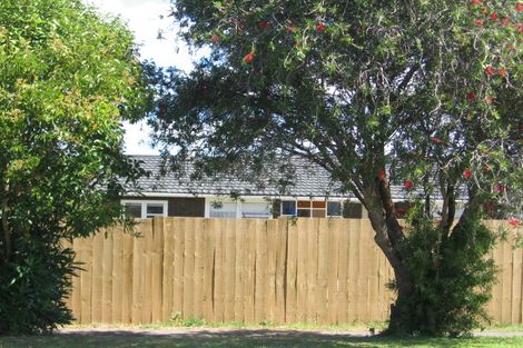 Photo of property in 2/30 Gulf View Road, Murrays Bay, Auckland, 0630
