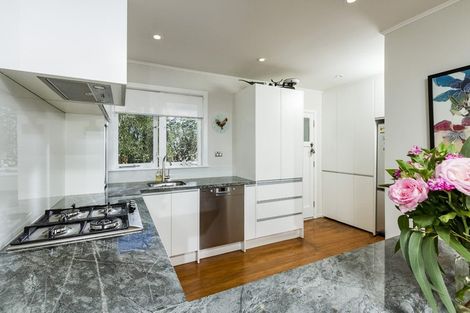 Photo of property in 120a Vauxhall Road, Narrow Neck, Auckland, 0624