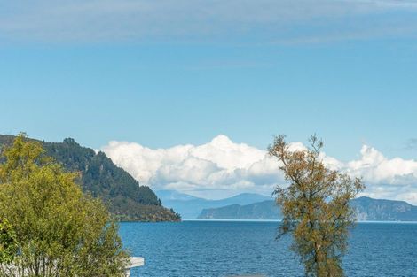 Photo of property in 2 Nisbet Terrace, Kinloch, Taupo, 3377
