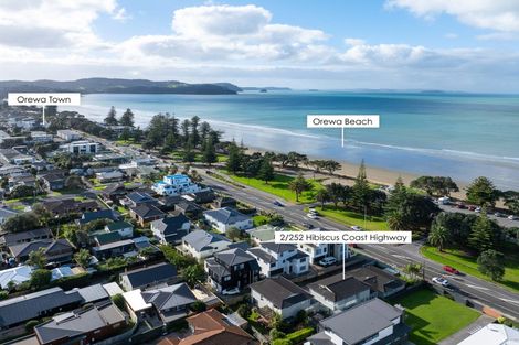 Photo of property in 2/252 Hibiscus Coast Highway, Orewa, 0931