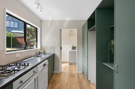 Photo of property in 19 Cumberland Crescent, Welcome Bay, Tauranga, 3112