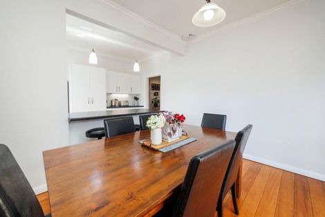 Photo of property in 13 Featherston Street, Takaro, Palmerston North, 4412