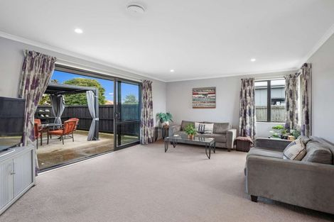 Photo of property in 14 Portchester Street, Aranui, Christchurch, 8061