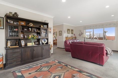 Photo of property in 1 Mckenna Lane, Omokoroa, 3114