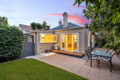 Photo of property in 13 Patterson Street, Sandringham, Auckland, 1041