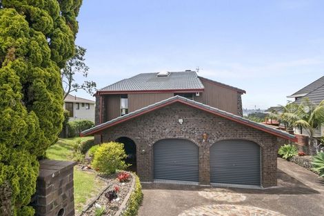 Photo of property in 40 Balmain Road, Chatswood, Auckland, 0626