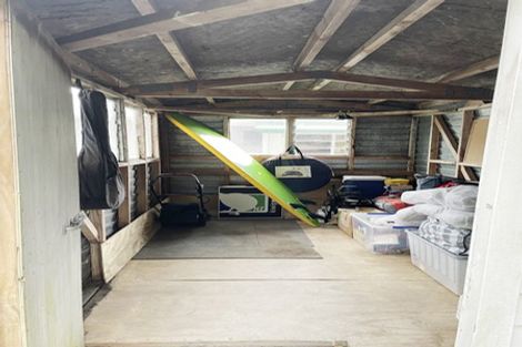 Photo of property in 1/38 Kaipatiki Road, Glenfield, Auckland, 0629