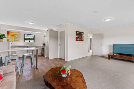 Photo of property in 11 Green Place, Richmond Heights, Taupo, 3330
