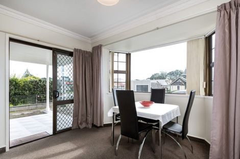 Photo of property in 38 Gilbert Street, New Plymouth, 4310