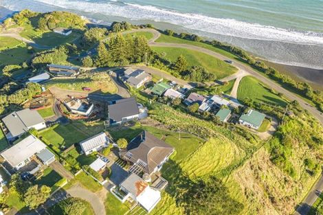 Photo of property in 11 Sunset Parade, Kai Iwi, Wanganui, 4574