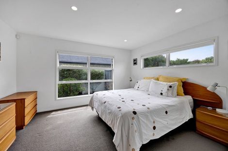 Photo of property in 16 Egmont Street, Patea, 4520