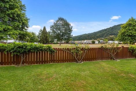 Photo of property in 13 Sapphire Place, Pukehangi, Rotorua, 3015
