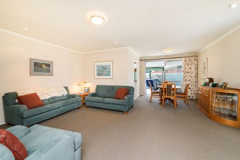 Photo of property in 6 Mudgway Place, Awapuni, Palmerston North, 4412