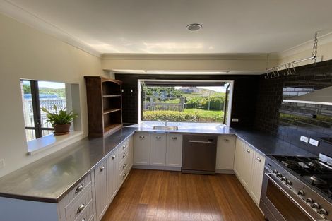 Photo of property in 82 Southernthread Road, Brooklyn, Wellington, 6021