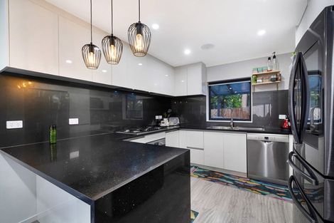 Photo of property in 36a Redoubt Road, Goodwood Heights, Auckland, 2105